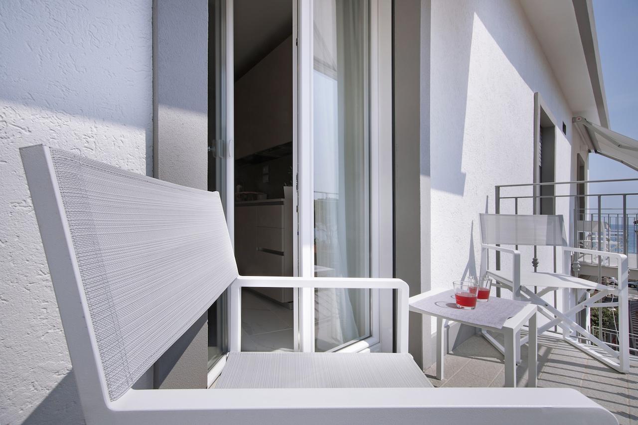 Residence Dolcemare Лайджелия Екстериор снимка